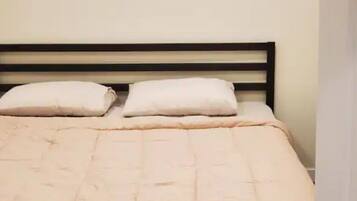 2 camere, una cassaforte in camera, una scrivania, ferro/asse da stiro