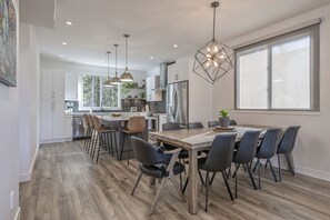 Dining -  Brand new modern duplex with media room, garage and large ski room! (Silver Star Mountain)