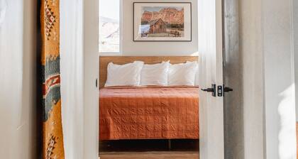 Courtyard Casita - 2bed/2bath Inn