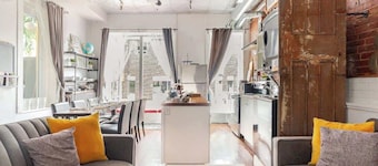Wi-Fi + Laundry + Parking | Quiet Downtown Escape