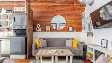 TV, fireplace, offices