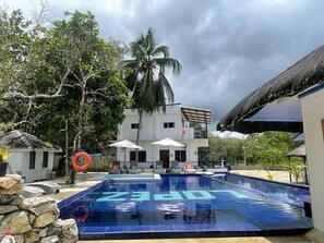 Pool - Beach Loft: Coastal Elegance (Sipalay, Negros Occidental)