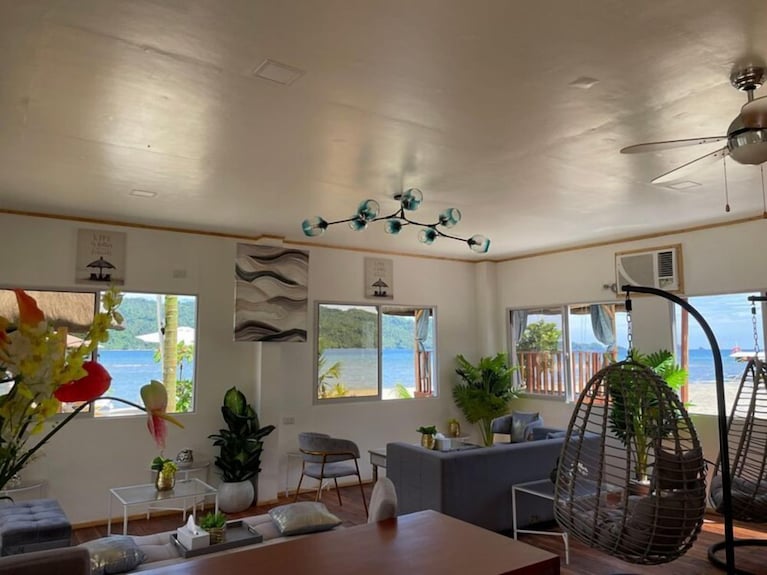 Beachfront 1br Villa - Sipalay