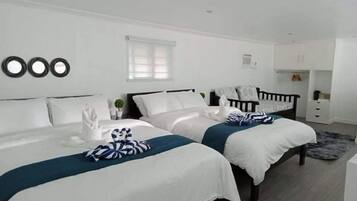 1 bedroom, bed sheets