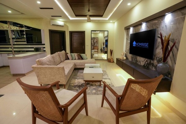 The Lounge - 1st Floor