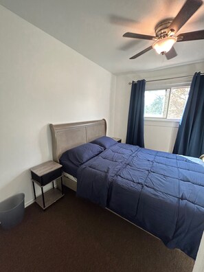 3 bedrooms, iron/ironing board, WiFi, bed sheets - A Quiet Stay in Queens (Queens)