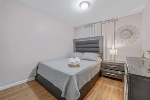 2 bedrooms, iron/ironing board, WiFi, bed sheets
