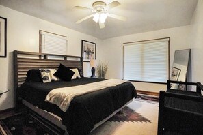 3 間睡房、熨斗/熨衫板、Wi-Fi、床單