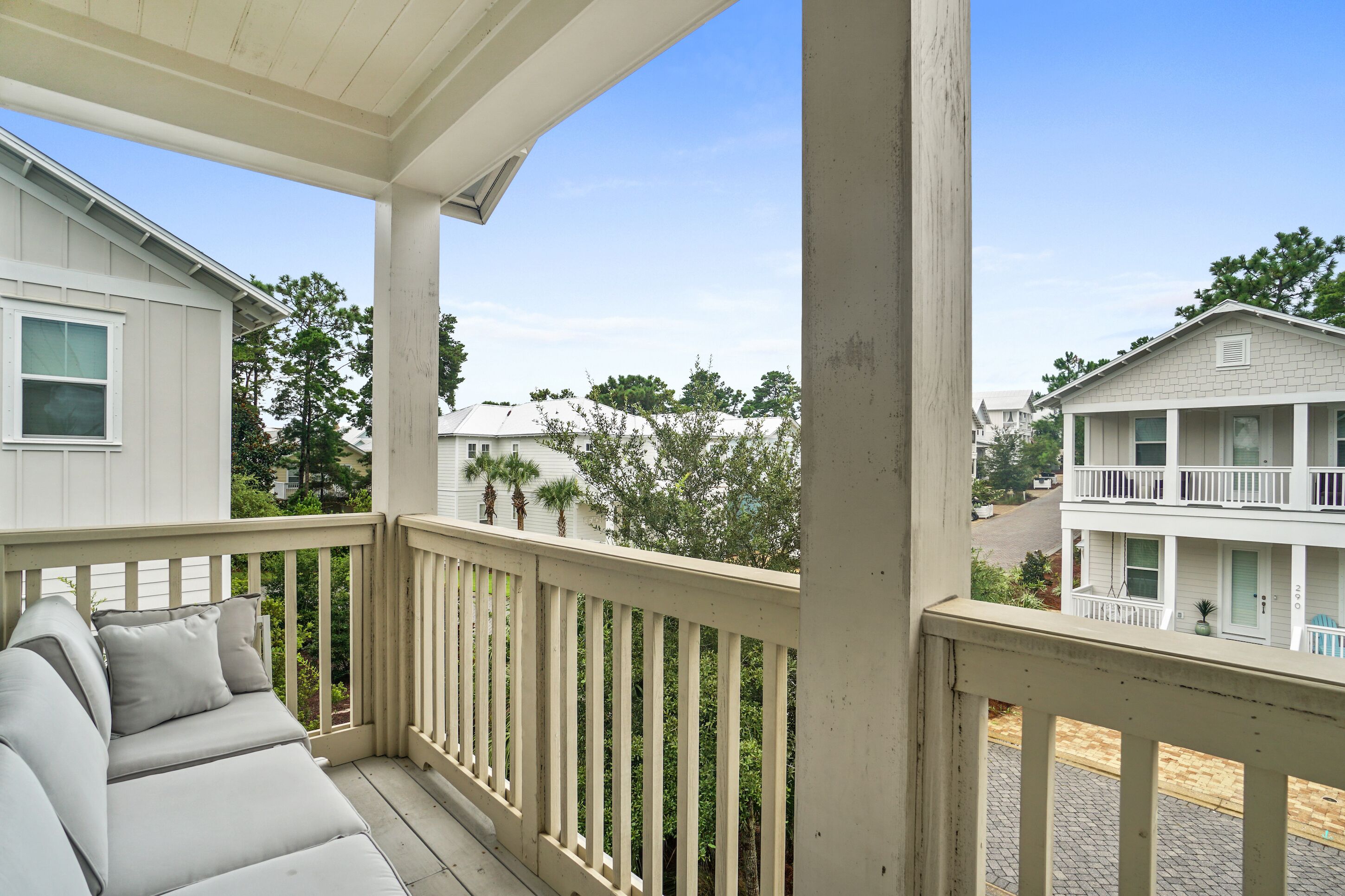 Rumah | Pemandangan dari kamar