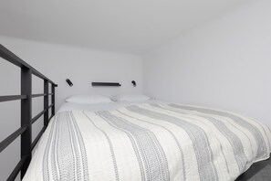 Estúdio, cozinha | Roupa de cama