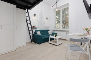 Estúdio, cozinha | Roupa de cama