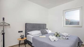Family House, Multiple Bedrooms, 2 Bathrooms (Pool House Beba Tribalj Lake) | 3 bedrooms, iron/ironing board, free WiFi, bed sheets