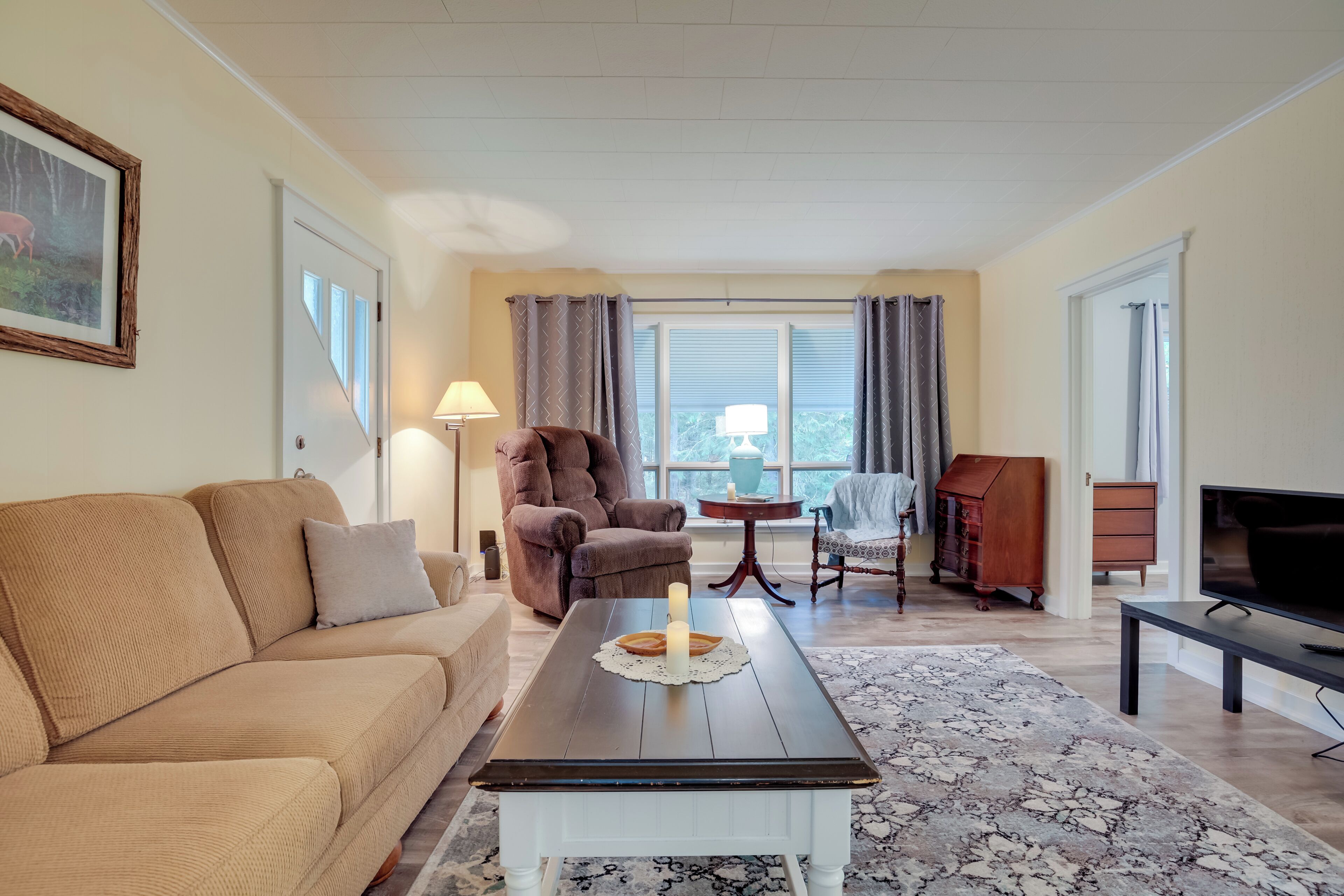 House (2 Bedrooms) | Interior