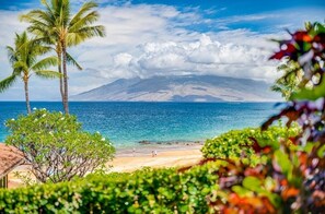 Unclassified image, 5 of 76, button - Makena Surf #c102 2 Bedroom Condo by RedAwning (Kihei)