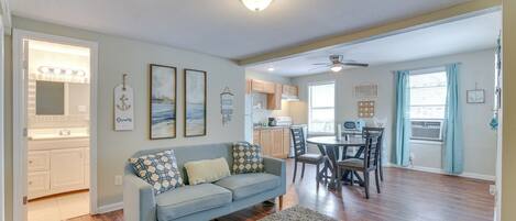 Apartment (2 Bedrooms) | Front of property