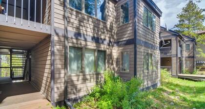 6 Mi to Winter Park: Mtn-view Condo w/ Balcony!