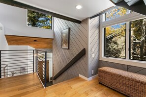 Condo, 3 Bedrooms | Interior