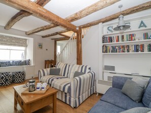 Living area - Sun Cottage (Looe)