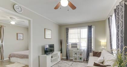 ~ 1 Mi to the Strand: Central Unit in Galveston!