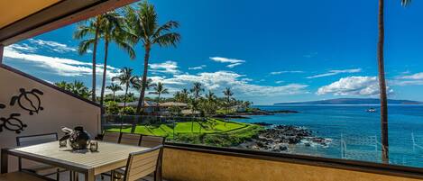 Condo, 3 Bedrooms | Outdoor dining