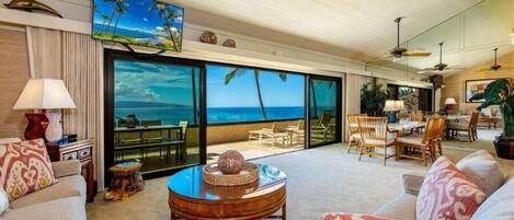 Condo, 3 Bedrooms | Living area