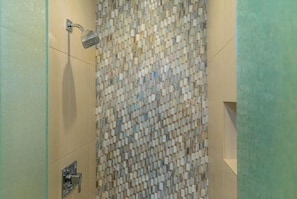 Condo, 3 Bedrooms | Bathroom | Towels