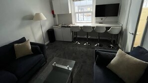 Apartment, 2 Bedrooms | Living room - Cosy 2-bed Town House In Central Brighton Sleep 4 (Brighton)