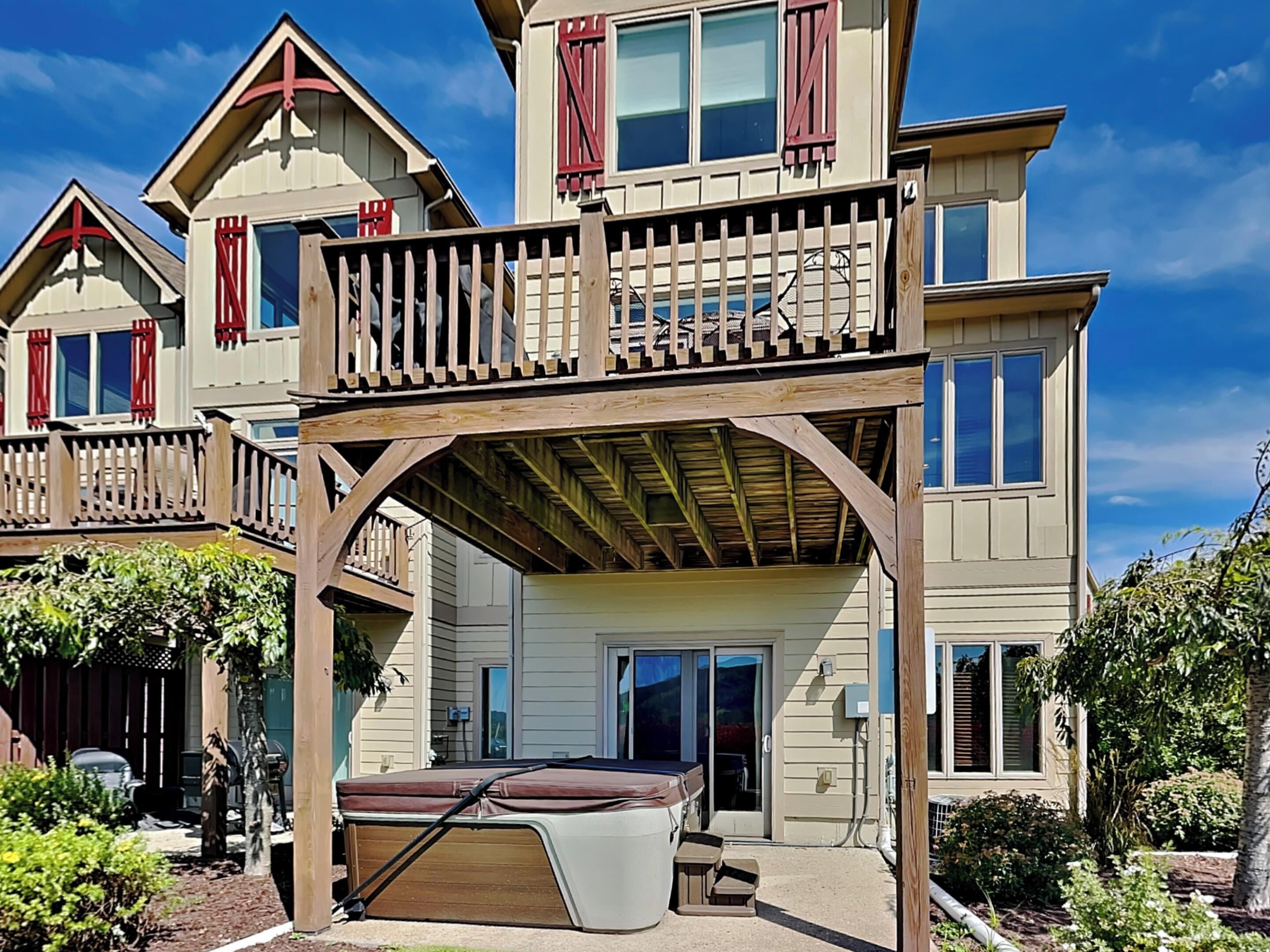 Studio (4 Bedrooms) | Front of property