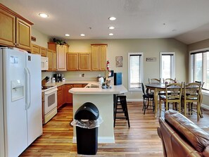 Studio (4 Bedrooms) | Property amenity