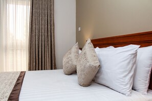 Standard Room | Free WiFi, bed sheets - Excelsis Garden Hotel Kampala (Kampala)