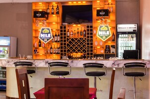 Bar (en el alojamiento)