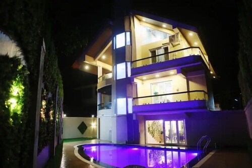 World Villa, Lonavala