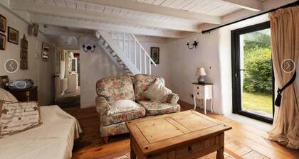 Remarkable Remote 3-bed Cottage in Ahakista Durrus