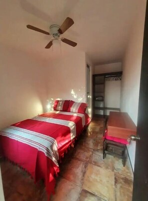 1 bedroom, WiFi - Comfortable room with great location. (Oaxaca de Juárez)