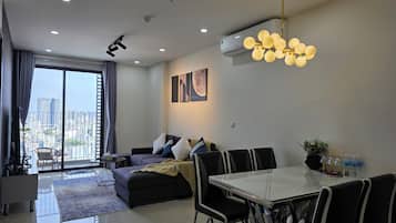 スマートテレビ、卓球台