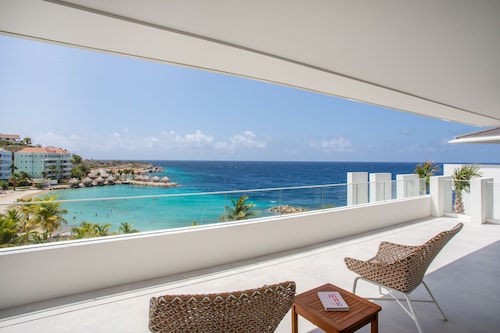 Blue Bay Golf & Beach resort - Villa Bocazul 2, private pool and stunning view