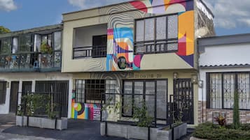 Façade de lâhĂ©bergement