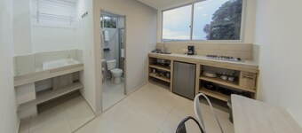 Ventiuna Hotel & Hostel 