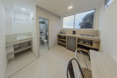 Ventiuna Hotel & Hostel 