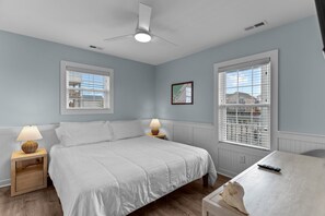 Premium Suite, Multiple Beds, Refrigerator & Microwave | Individually furnished, free WiFi, bed sheets