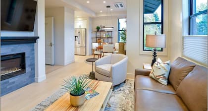 Luxury condo with king bedroom, two bathrooms, full kitchen.