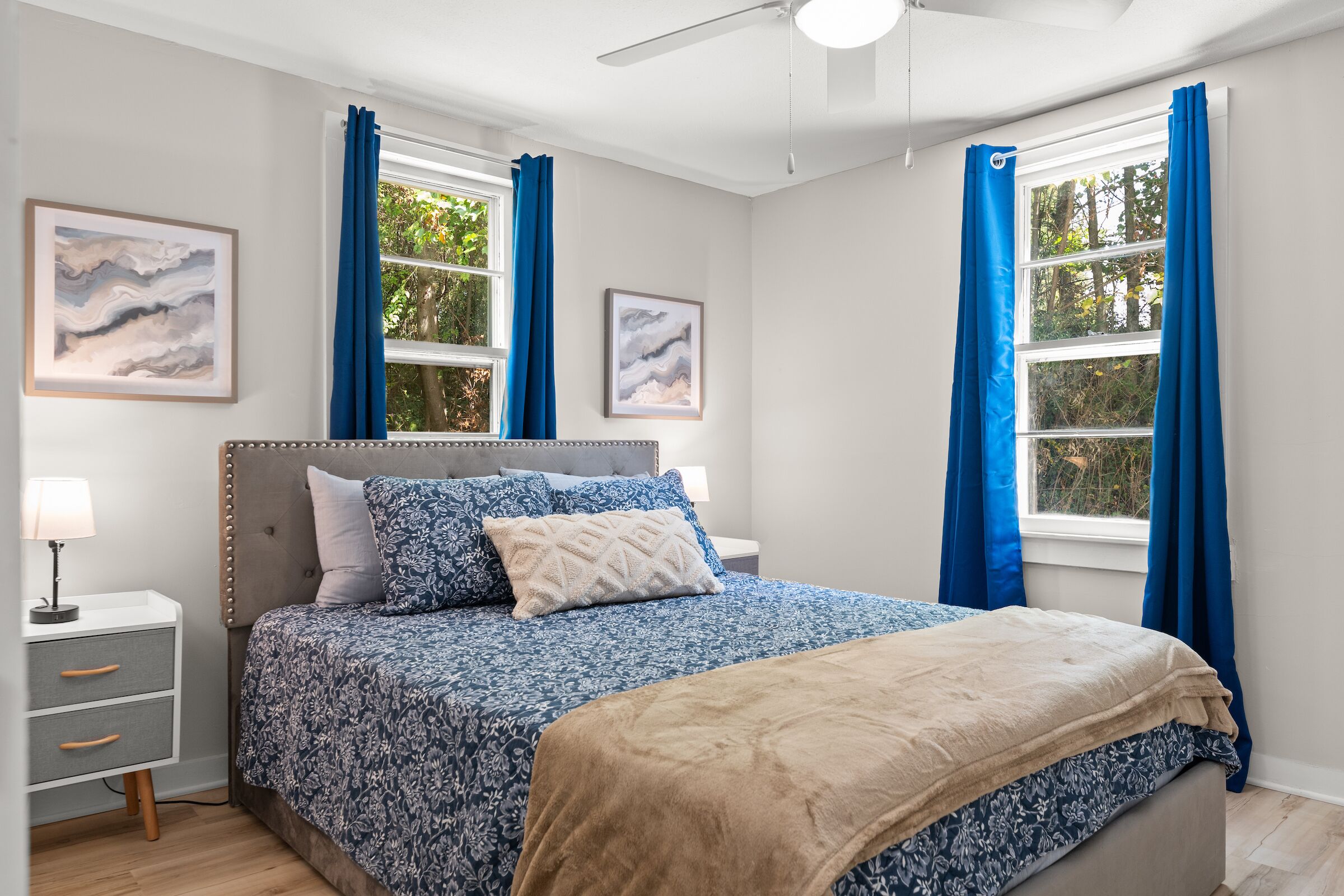 2 多间卧室、熨斗/熨衣板、WiFi、床单