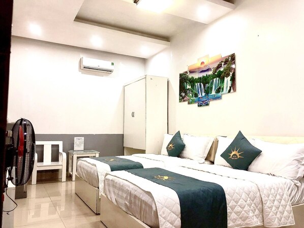 Basic Double or Twin Room | Soundproofing - Holiday Hotel 2 (Hai Phong)