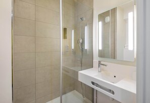 Shower, towels, soap, shampoo