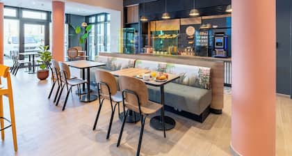 B&B HOTEL Massieux Genay