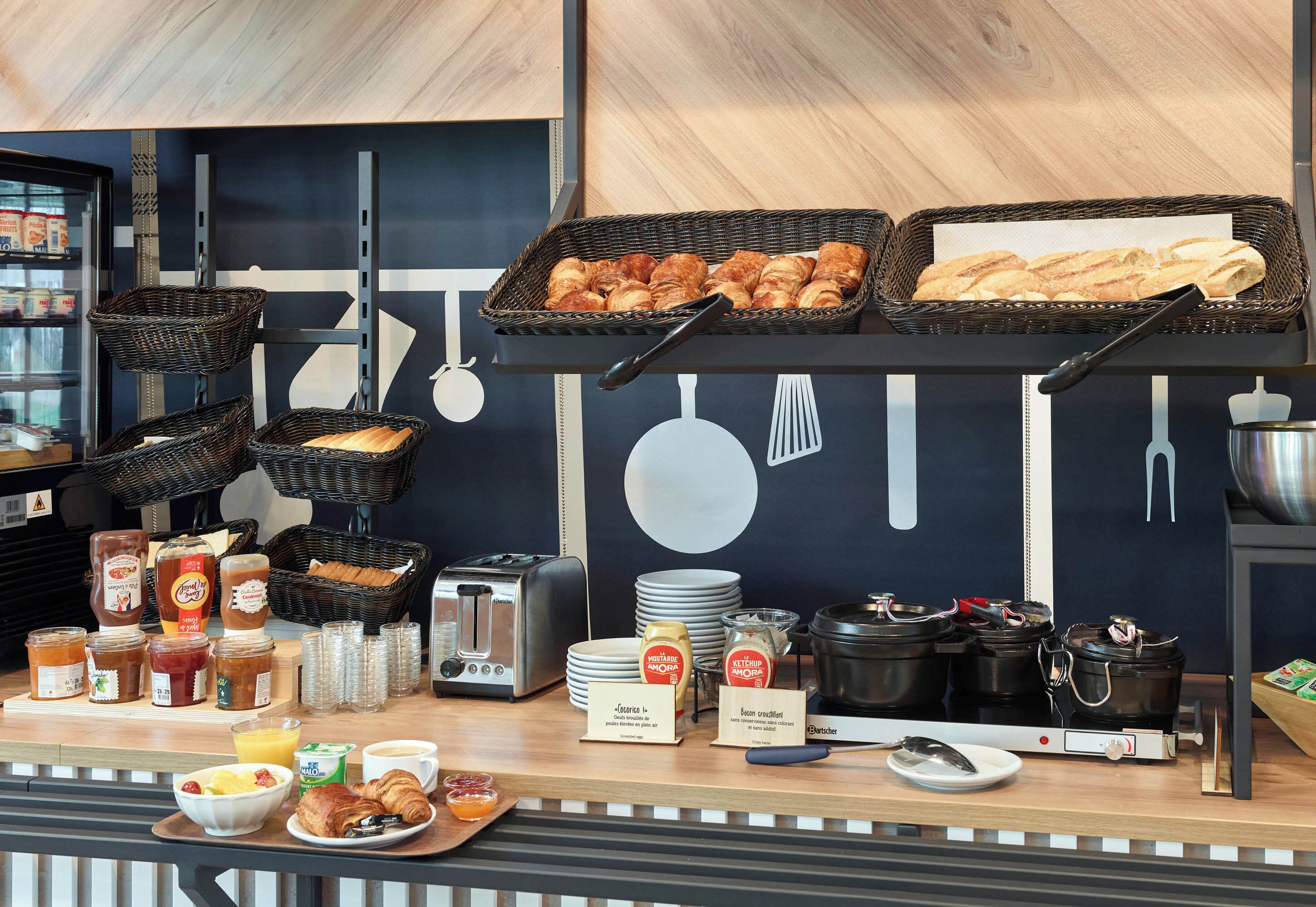 Foto - B&B HOTEL Cergy Saint-Christophe Gare