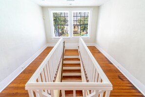 Interior - Hummingbird House Galveston (Galveston)
