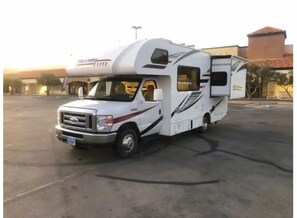 Property grounds - Classy-will make your trip cosy! (Las Vegas)