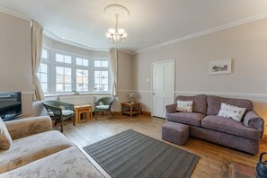 Living area - Westward House- sleeps 8, Sheringham (Sheringham)
