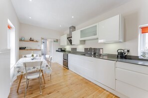 Private kitchen - Westward House- sleeps 8, Sheringham (Sheringham)